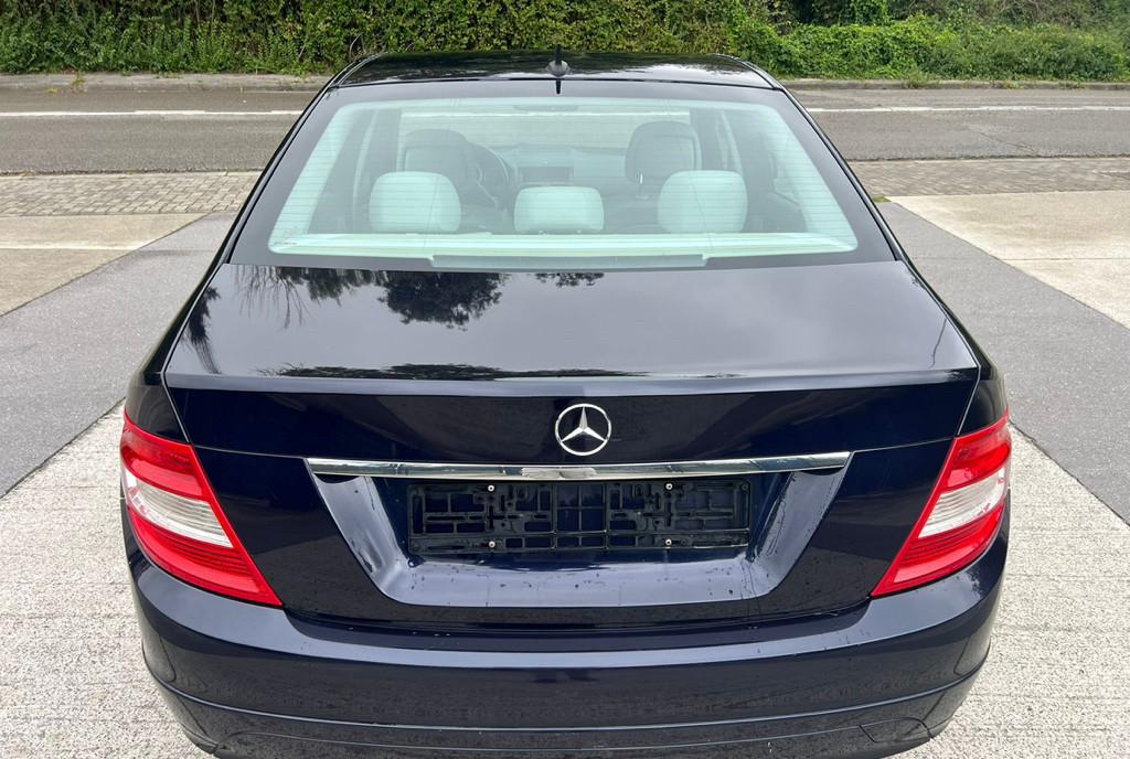 Autoturism Mercedes c180 5 000 eur