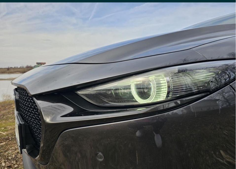 Mazda 3 2020 revizii reprezentanta 16 800 eur