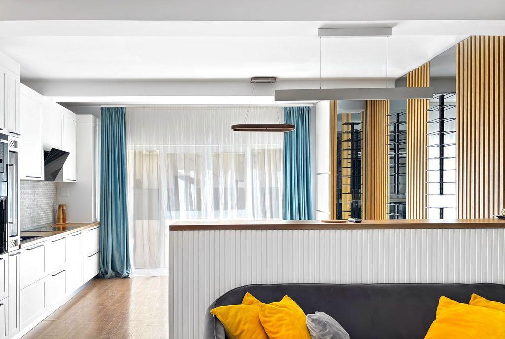 3 Camere Lux Piscina 2x Parcare Mobilat Utilat