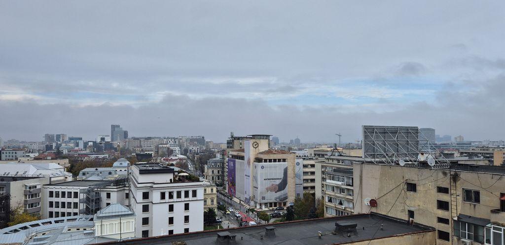 3 camere de serviciu 14 82 mp calea Victoriei