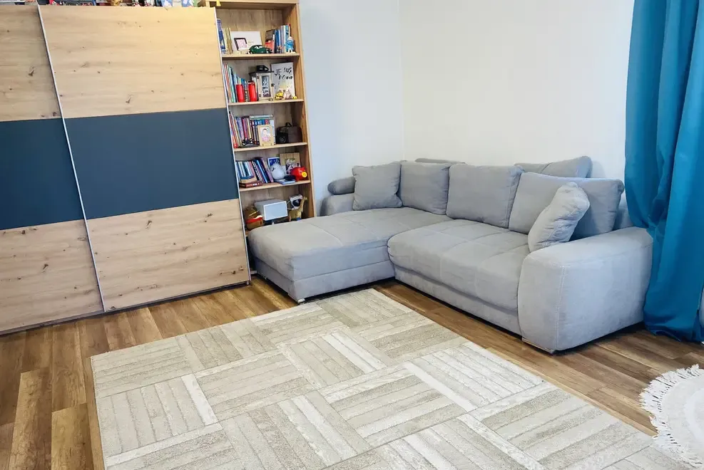 Apartament de vanzare Floresti cu gradina