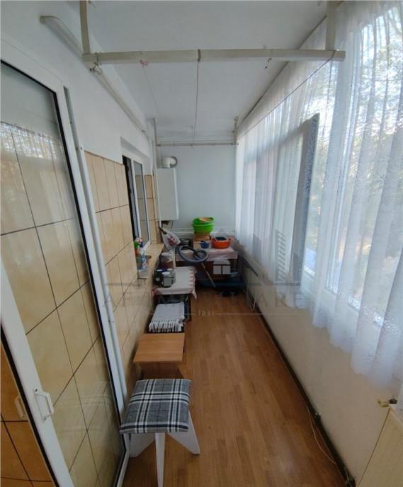 Apartament 3 camere zona cug Tudor Neculai