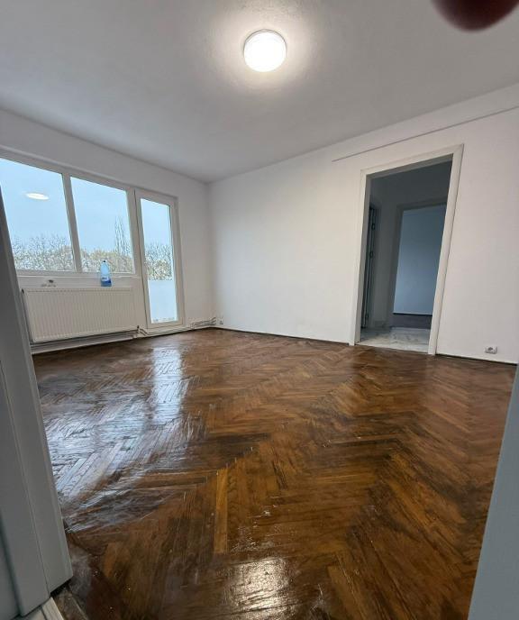 Vanzare apartament 2 camere - Cartier Nord Spitalul judetean