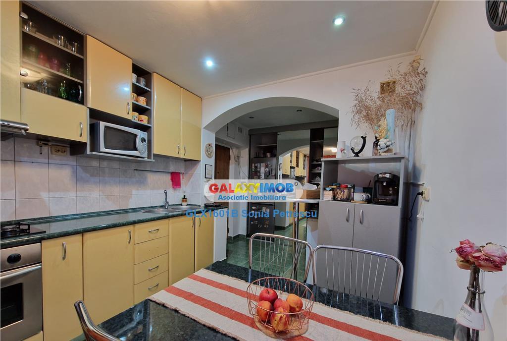 Vila P 1E M mobilata si utilata strada Doinei