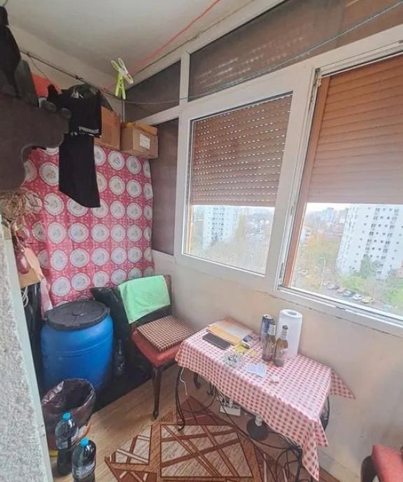 2 Camere Bulevardul 1 Decembrie Auchan Titan