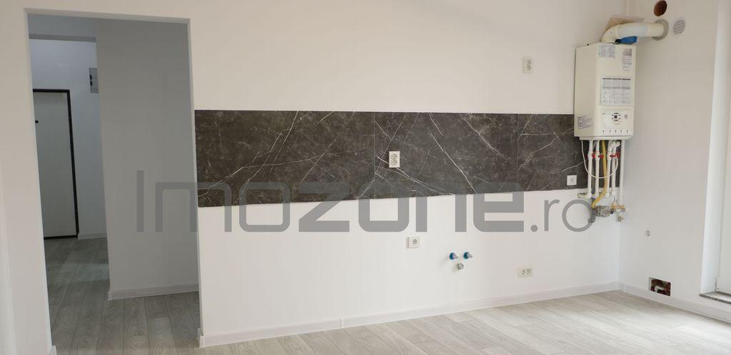 3 camere la parter cu curte proprie de 57MP 2 bai pozit