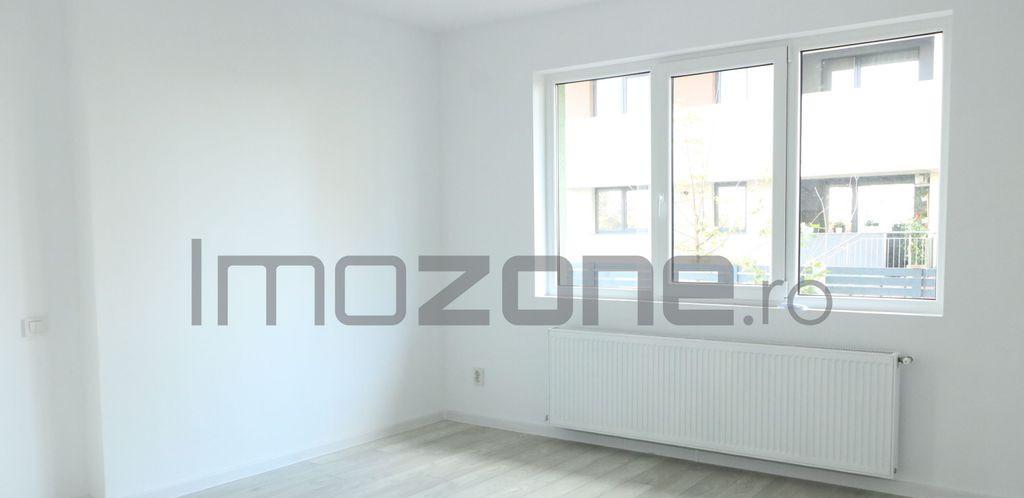 3 camere la parter cu curte proprie de 57MP 2 bai pozit