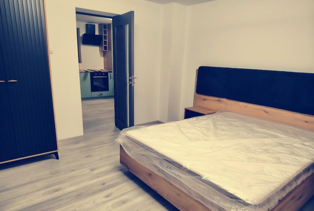 Inchiriez casa totul nou Deva Hunedoara