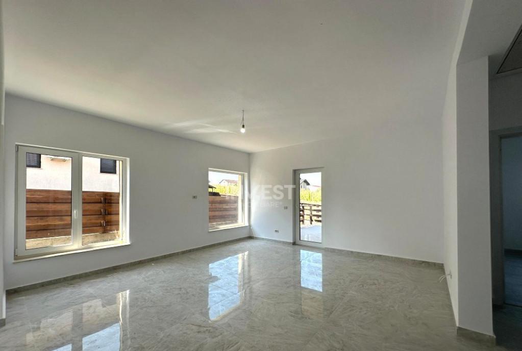 Casa de vanzare 4 camere in Valea Lupului Iasi