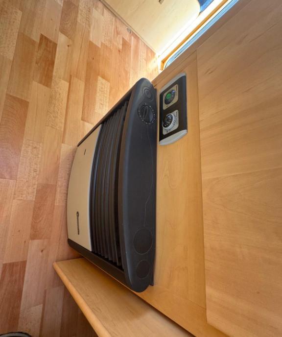 Rulota DETHLEFFS CAMPER 450 8 900 eur