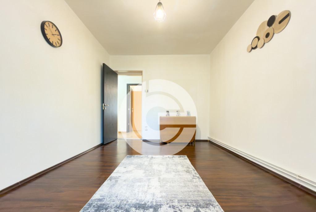 Apartament cu potential 3 camere Zona M Viteazu