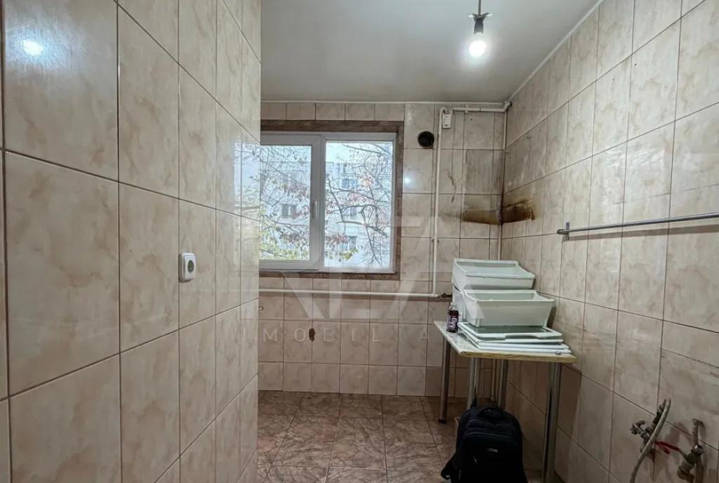 Apartament 4 camere Titan/Ozana - Gura Ialomitei central