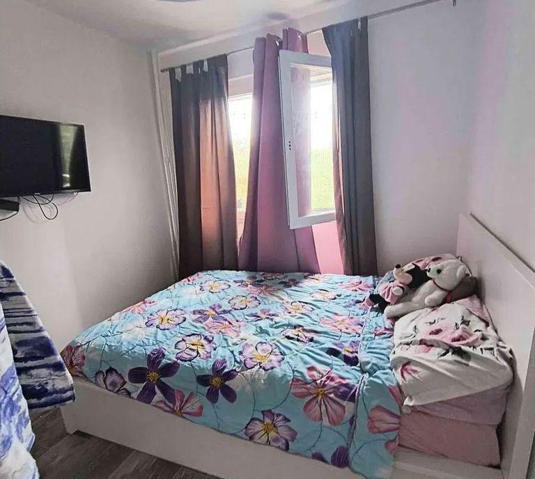 4 Camere Decomandat Etaj 3/10 Metrou 1 Decembrie la 5