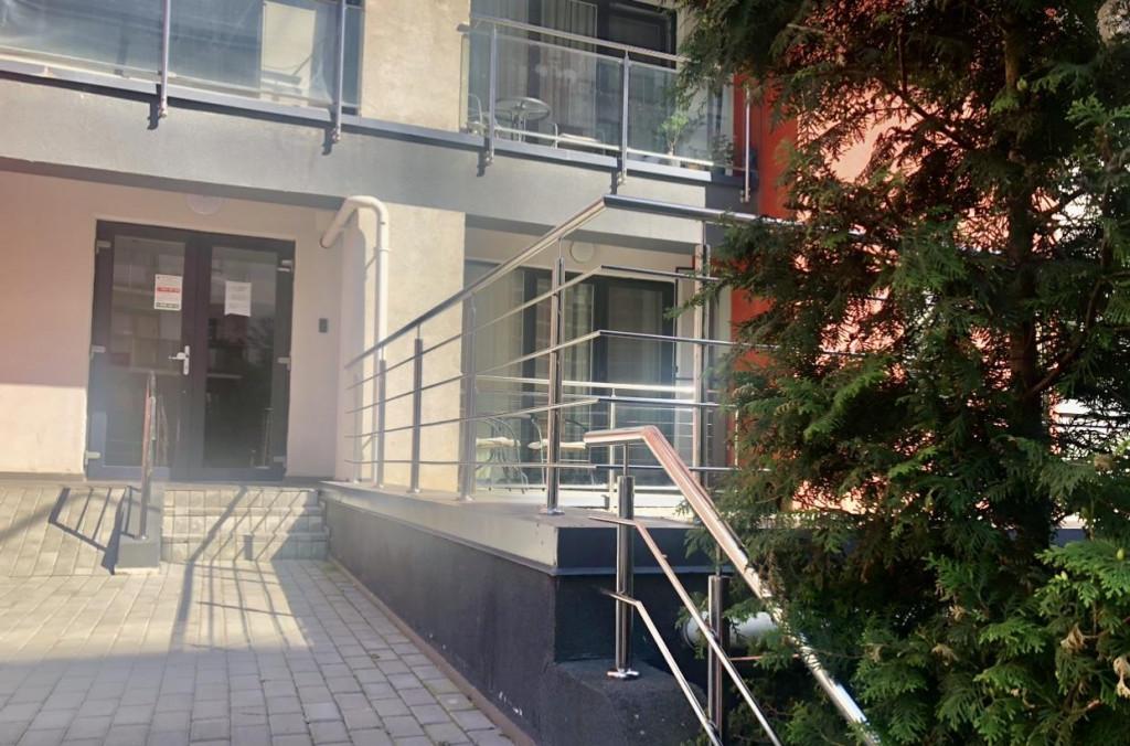 2 Camere mobilat cu parcare coresi