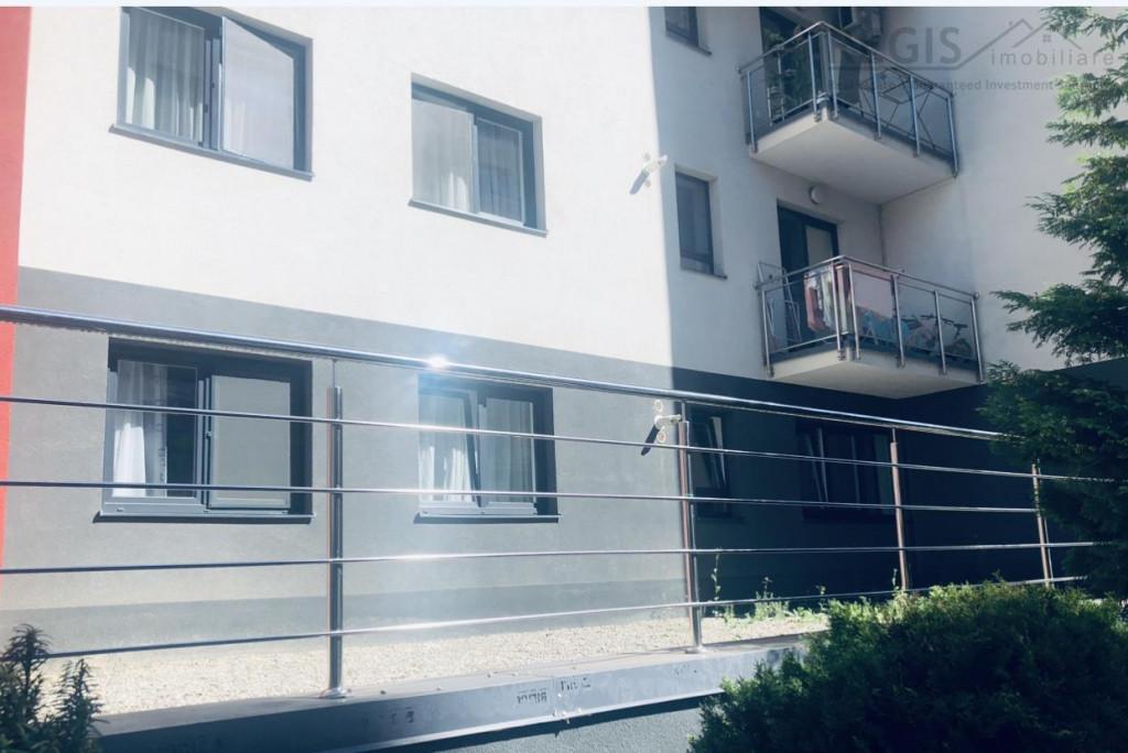 2 Camere mobilat cu parcare coresi