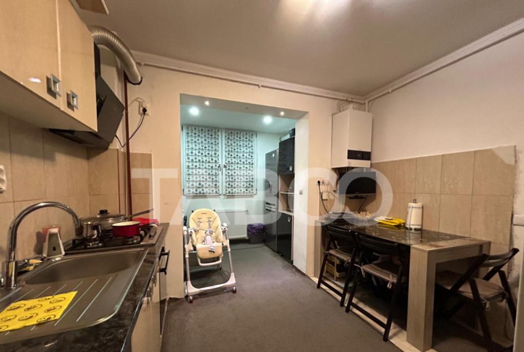 Apartament decomandat 2 camere 56 mpu renovat zona Brana Sel