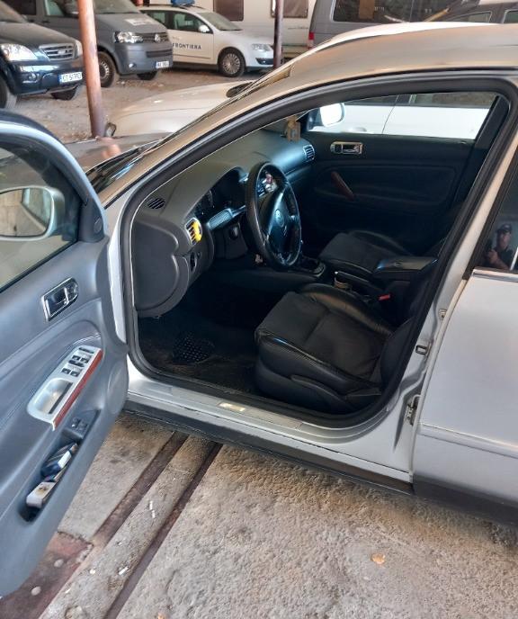 Passat higline 5 an 2005 1 500 eur