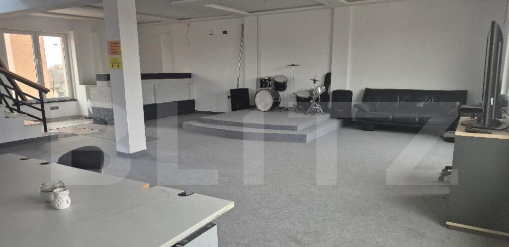 Apartament 4 camere 230 mp zona Careiului