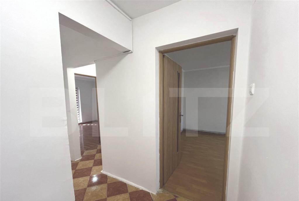 Apartament 2 camere 52 mp zona Soarelui