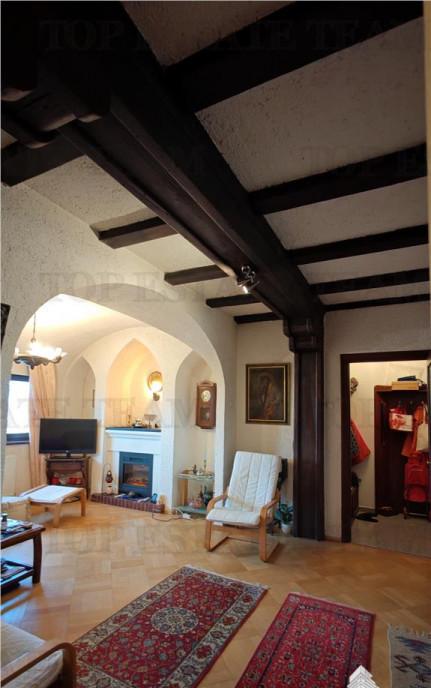 Apartament de 3 camere ultracentral 2 intrari lift cu acce