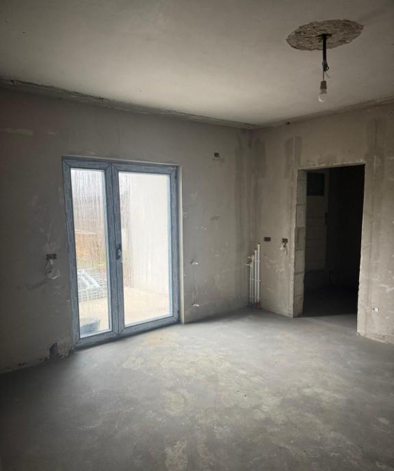 Urgent Vand Casa Renovata Recent in Viseu de Mijloc