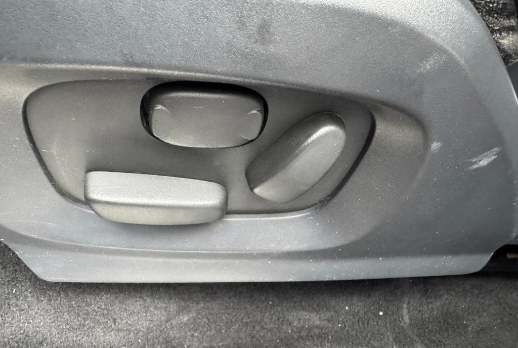 Range rover 2 0 i euro 5 clima navi 4x4 garantie 12 luni 9 999 eur