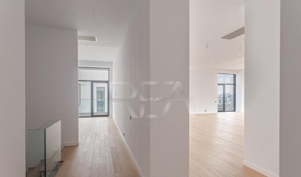 Penthouse pe doua niveluri 372 mp one Herastrau Towers