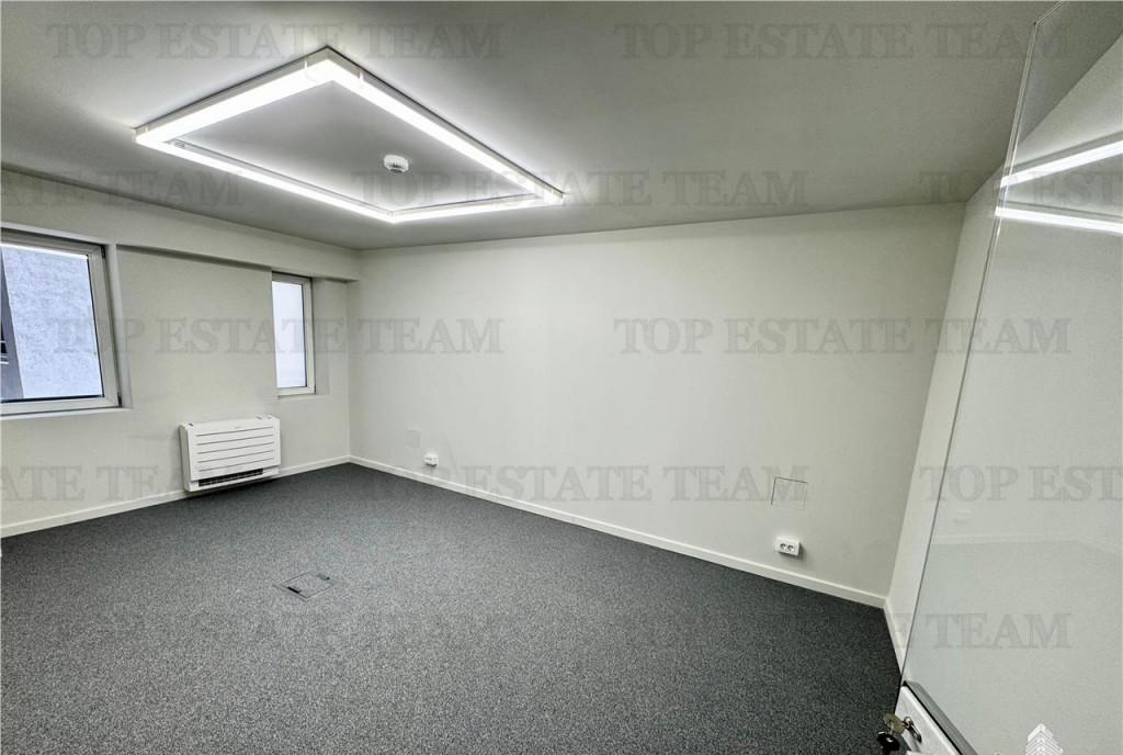 Oferta speciala Birou de inchiriat pentru 15 persoane in P