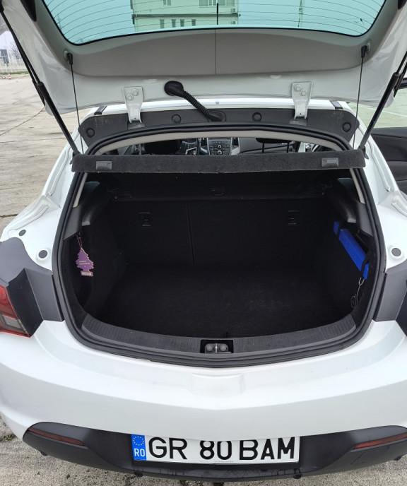 Opel Astra GTC 1 7 Euro 5 5 700 eur