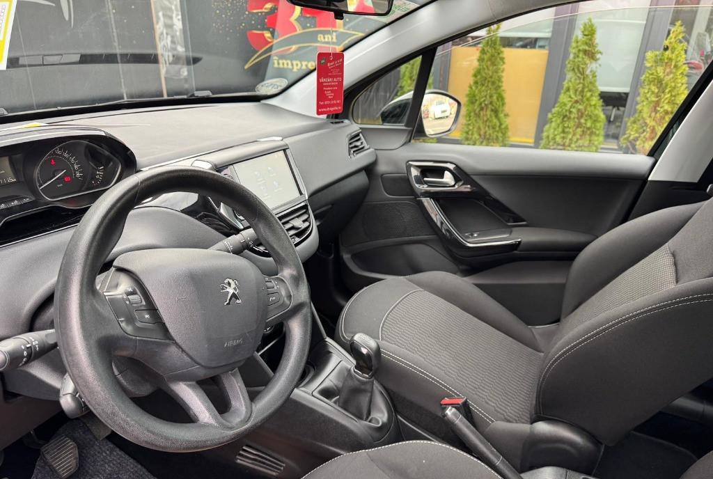 Peugeot 208 1 2i euro 6 clima navi garantie 12 luni rate 6 999 eur