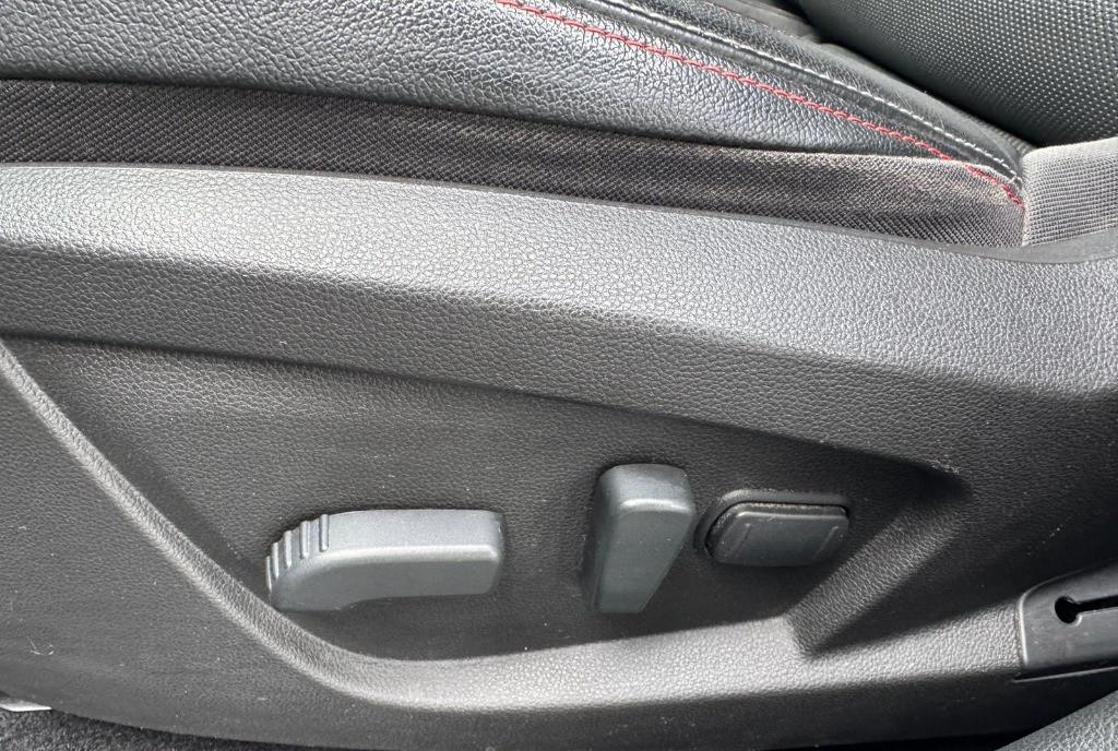 Renault arkana 1 3i hibrid euro 6 clima navi 19 999 eur