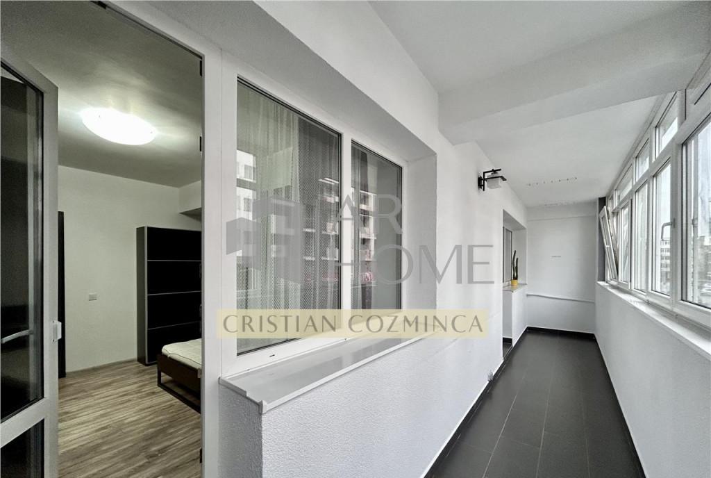 Apartament 3 camere 2 locuri de parcare centrala proprie