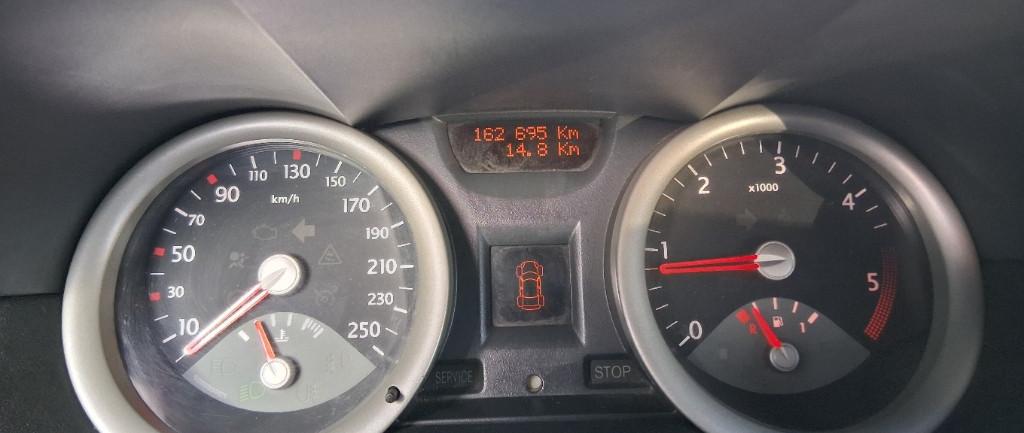Renault Megane cu 162 000 km 1 850 eur