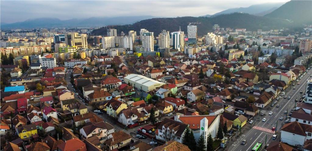 Apartament in vila Central cu potential rezidential inves