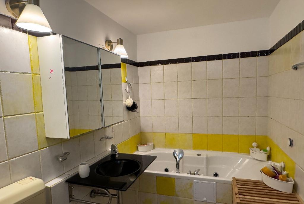 Apartament Salaj mobilat utilat complet 3 camere 2 bai 1 4