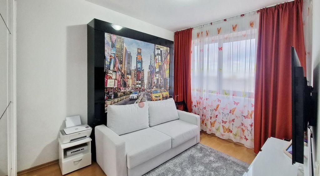 Studio Modern Zona Noua