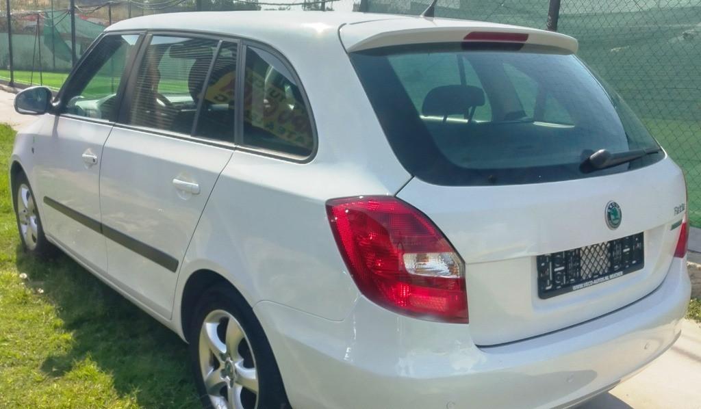 Skoda Fabia 1 2 2012 Euro5 import Germania 4 250 eur