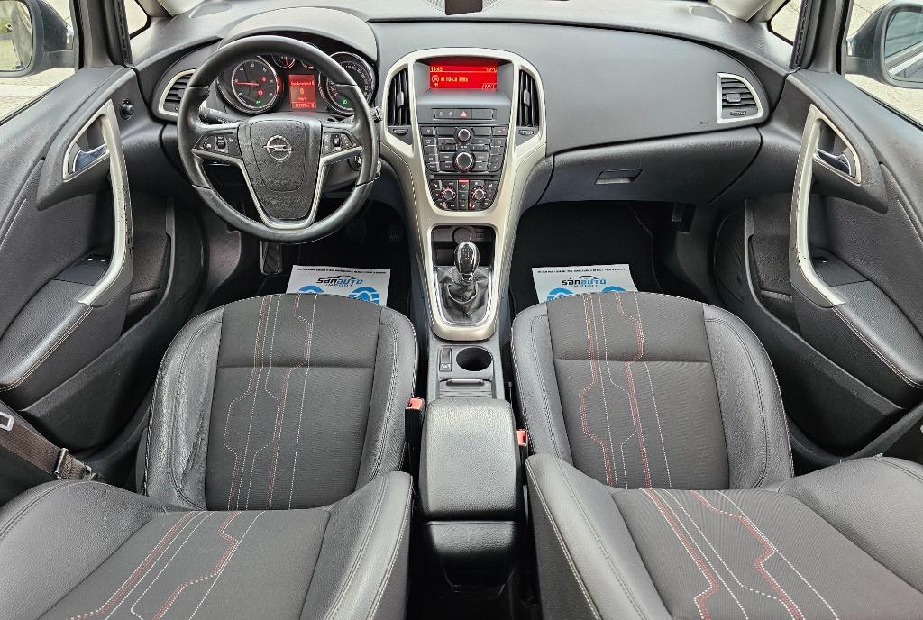 Opel Astra J 2012 1 7 CDTI 110 CP euro 5 / RATE fara avans 4 690 eur