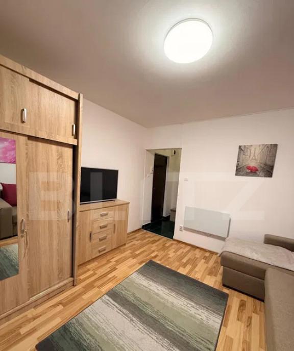 Garsoniera de inchiriat zona The Office/ brd Marasti