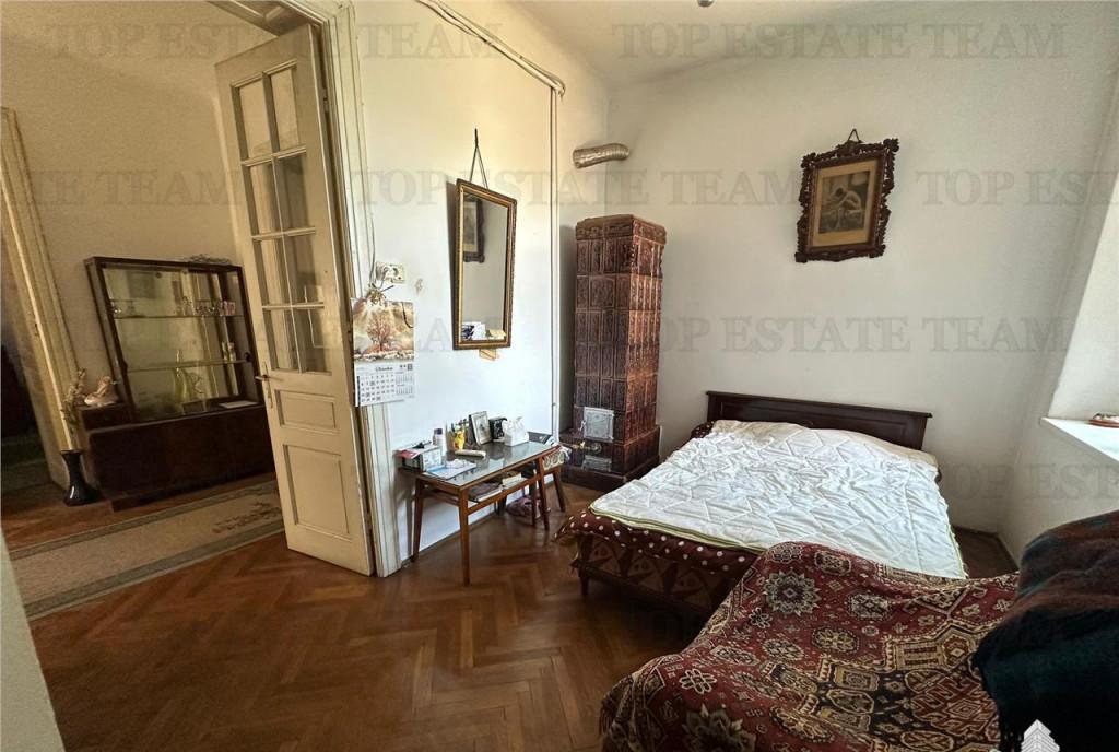 Apartament 3 camere zona Matache rs 1 central pentru l