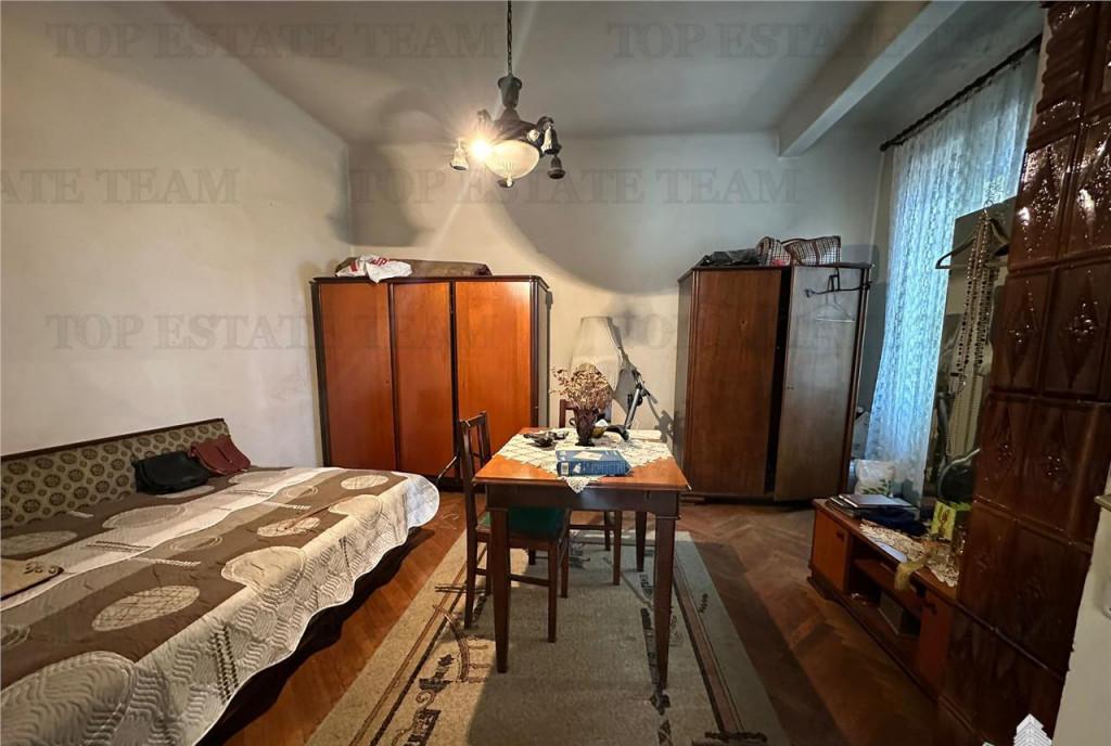 Apartament 3 camere zona Matache rs 1 central pentru l