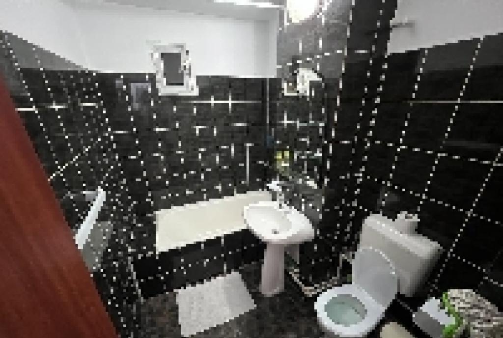 Inchiriez apartament 3 camere Faleza nord