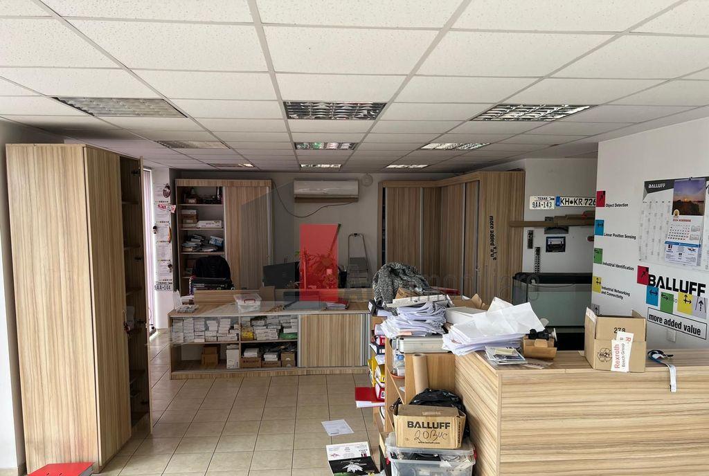 Spatiu birouri Zona Industriilor