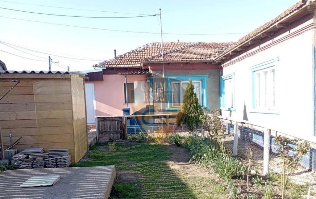 Casa 5 camere palazu mare 204 mp cu teren 904 mp