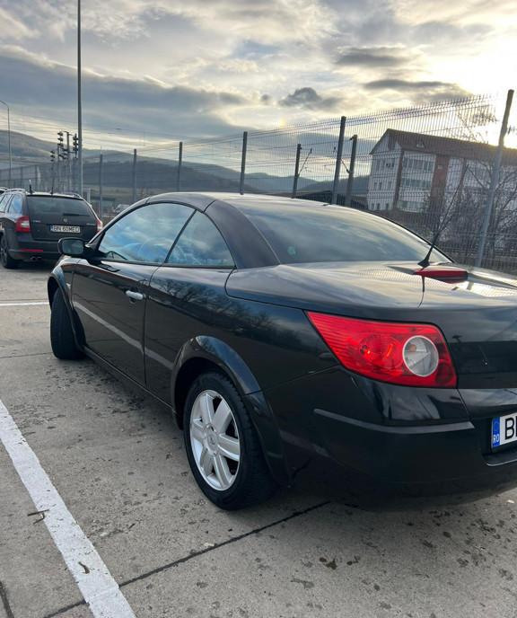 Renault Megane Coup eacute -Cabriolet 1 6 16V Dynamique 2 300 eur