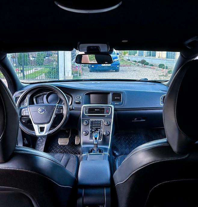 Volvo V60 R Design Polestar D3 10 000 eur