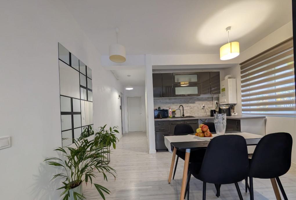 Apartament 2 camere mobilat zona vivo