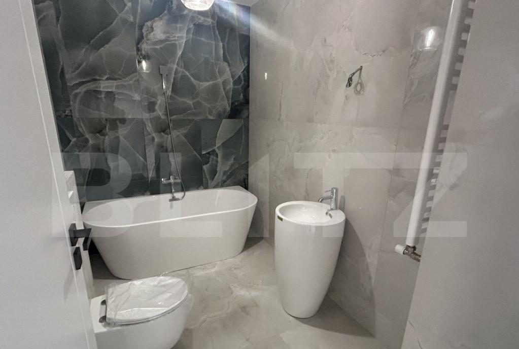 Penthouse superb de 200 mp cu terasa de 40 mp zona Nufarul