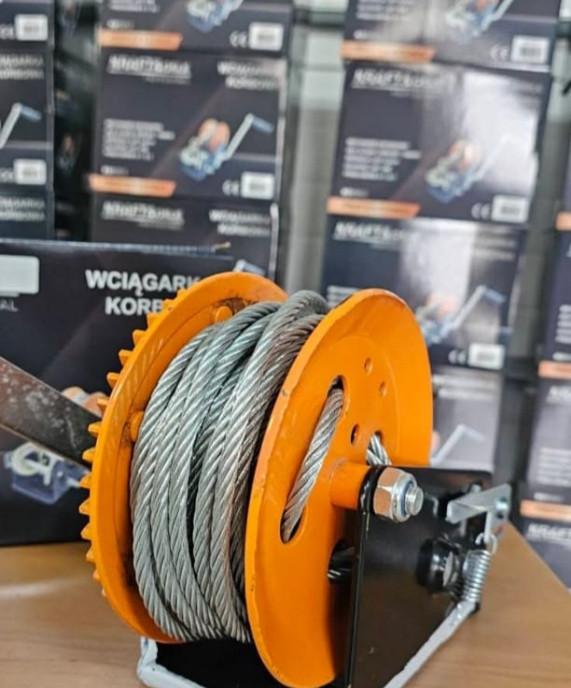 Troliu PROFESIONAL Auto 3500 lbs Platforma cablu otel 35 eur