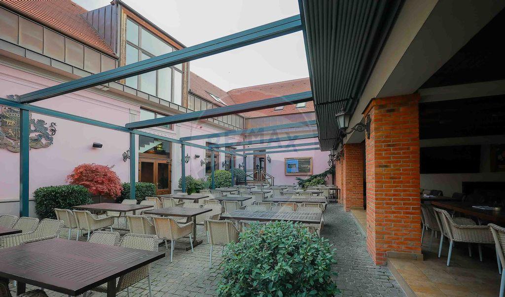 De vanzare Proprietate premium in zona istorica a Or